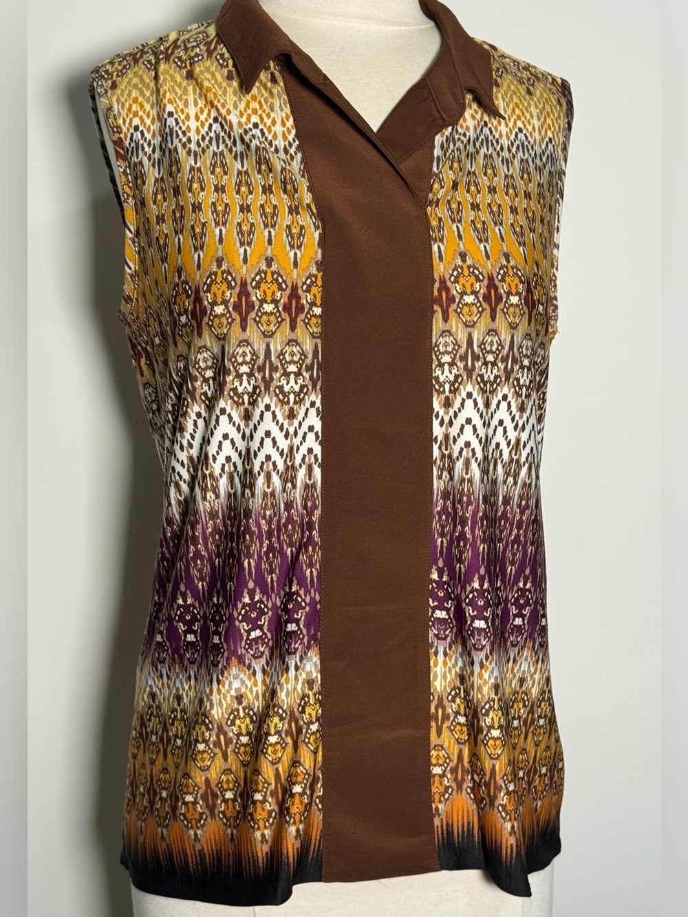New Directions L Sleeveless Collared Top Ikat Geometric Print Brown Panel